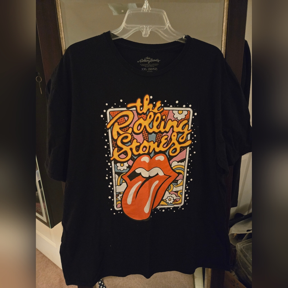 UNISEX Rolling Stones Black Graphic T-Shirt.  NWOT.   XXL